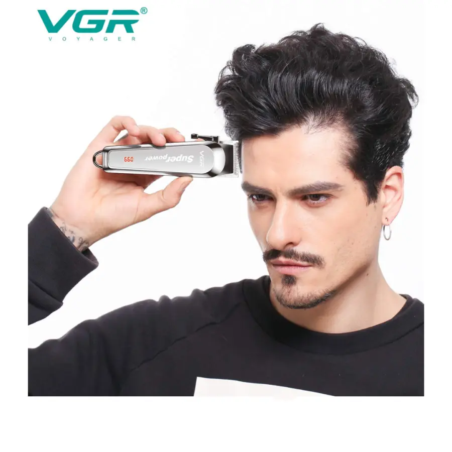 VGR Saloon Series Premium Rechargeable Hair Clipper v-060 2000mAH – photo 2