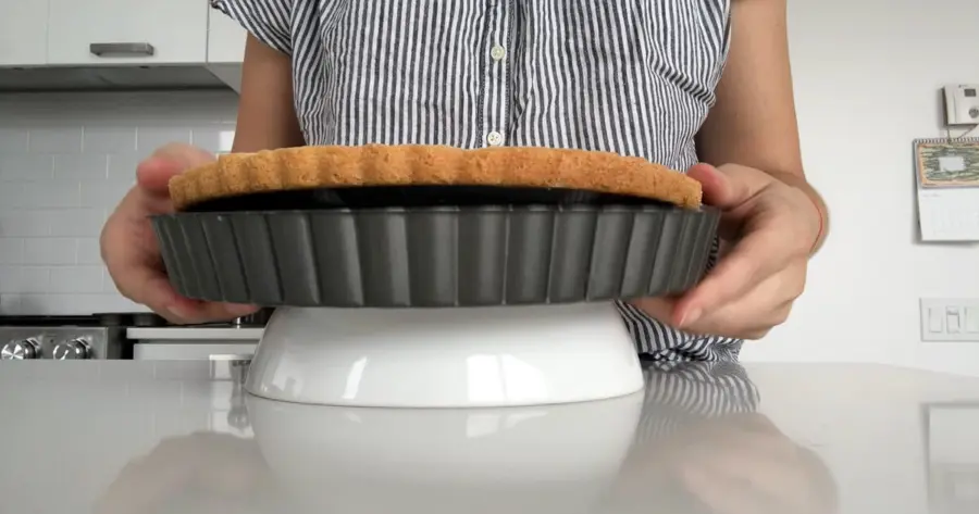 Carbon Steel Non-Stick Pie Pan – Fixed Base (24,28 & 32 CM) – photo 3